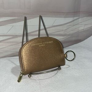 🎊NEW🎊 Adrienne Vittadini Leather Key Wallet Metallic Rose Gold